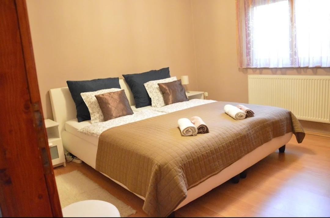 Villa Csilla Elegant House Erd Εξωτερικό φωτογραφία
